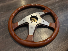 Load image into Gallery viewer, Verona Victoria 355mm Wood Wheel
