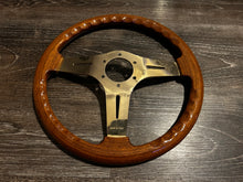 Load image into Gallery viewer, Comand 345mm Wood Steering Wheel
